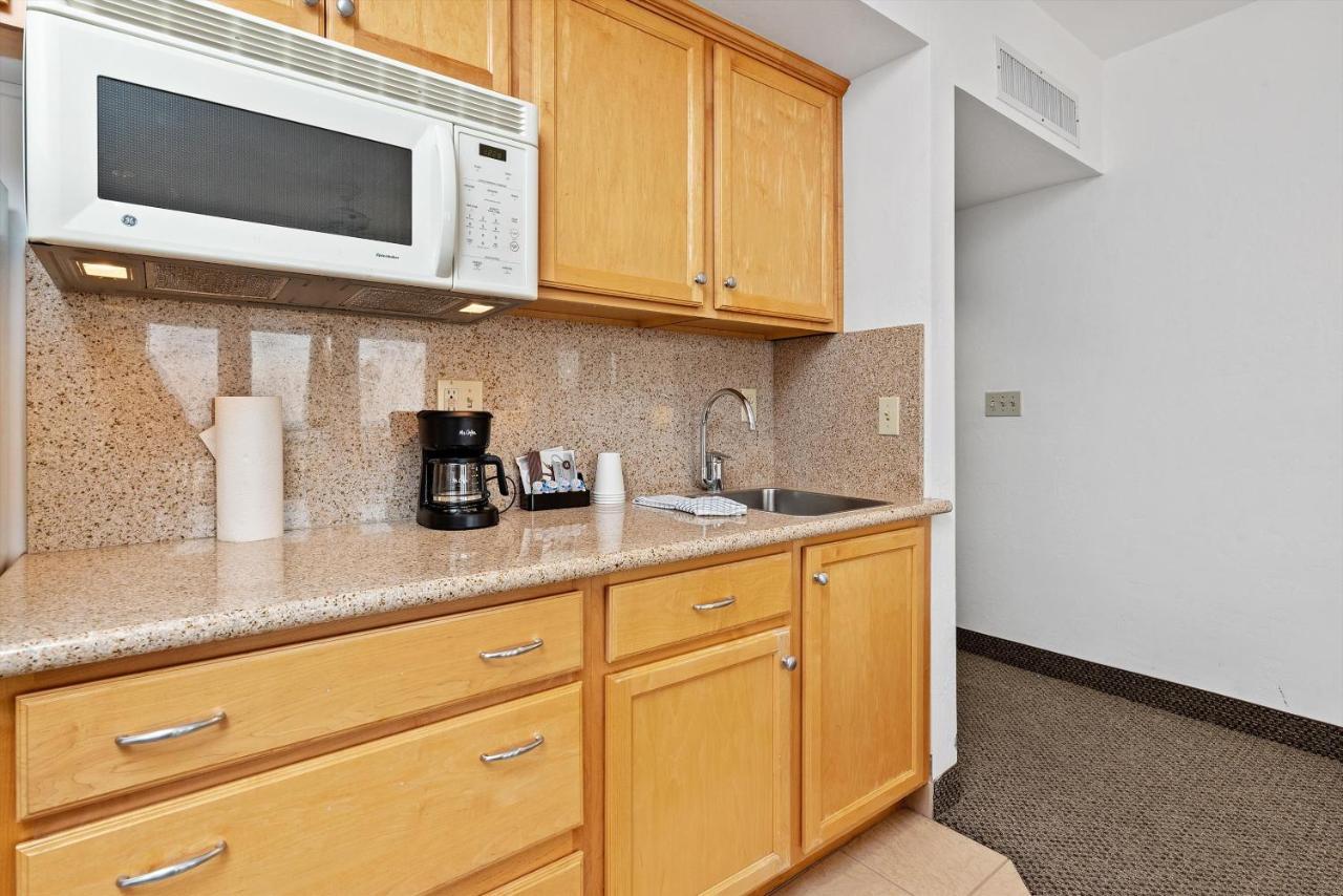 Beach House Inn&Suites Pismo Beach Buitenkant foto